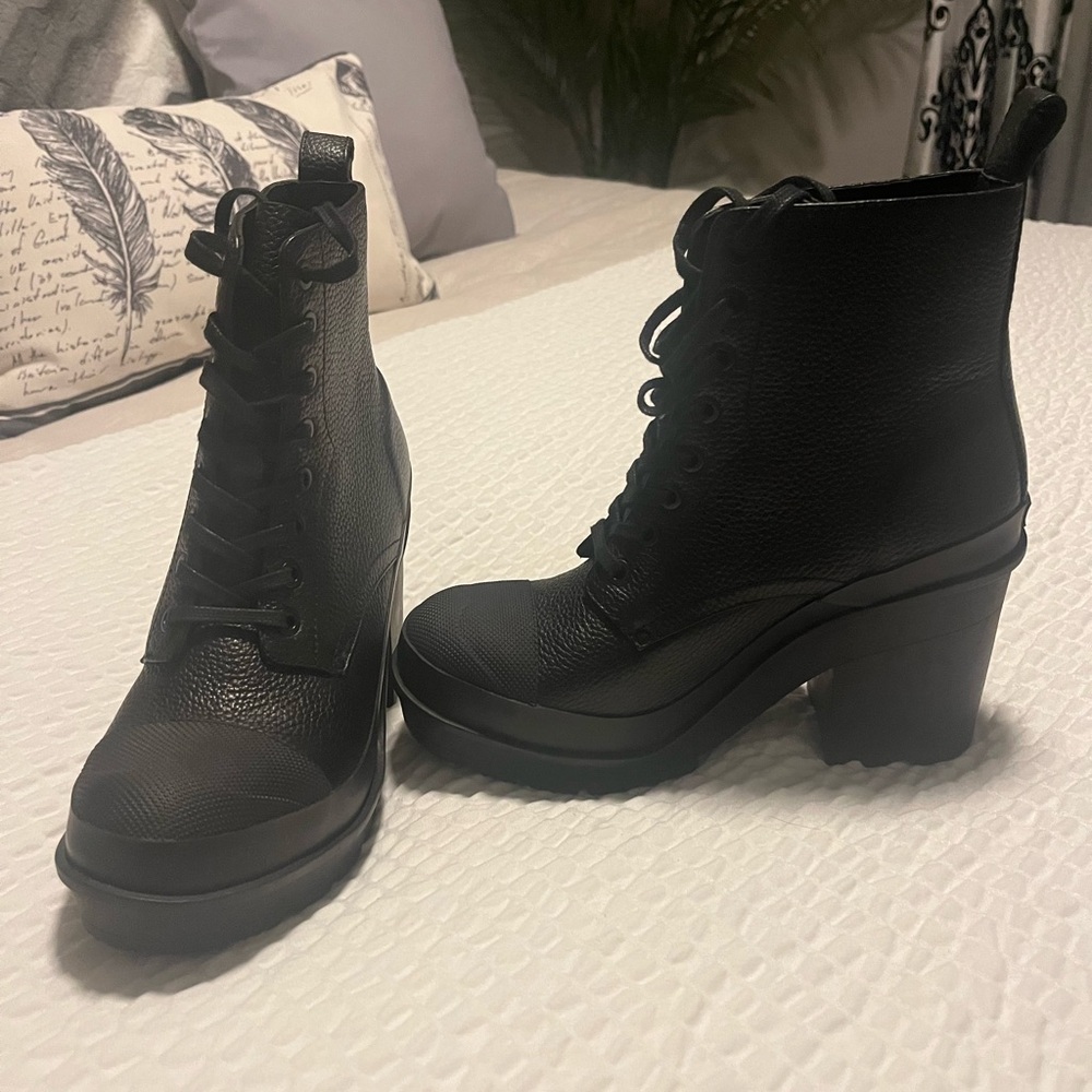 Hunter Booties